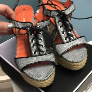 Black and grey laced wedges